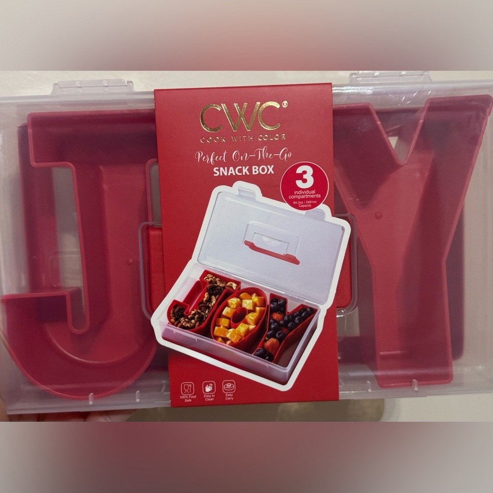 Cook With Color, Red, Perfect On the Go Snack Box